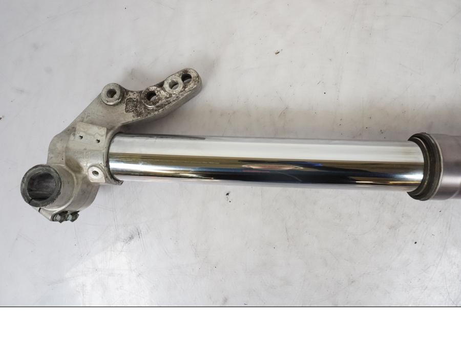 Höger sida på Gaffelben från en KTM 640 SM -2005 motorcykel.