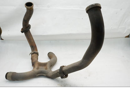 Framsidan på Grenrör från en Ducati Monster 600 -2001 motorcykel.