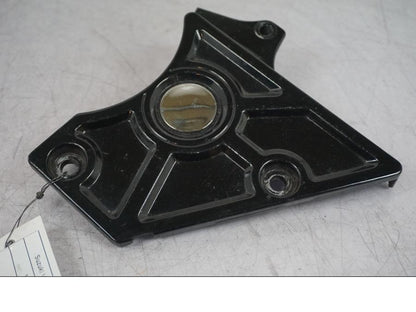 Framsidan på Sidkåpa från en Suzuki VZ 800 -2000 motorcykel.