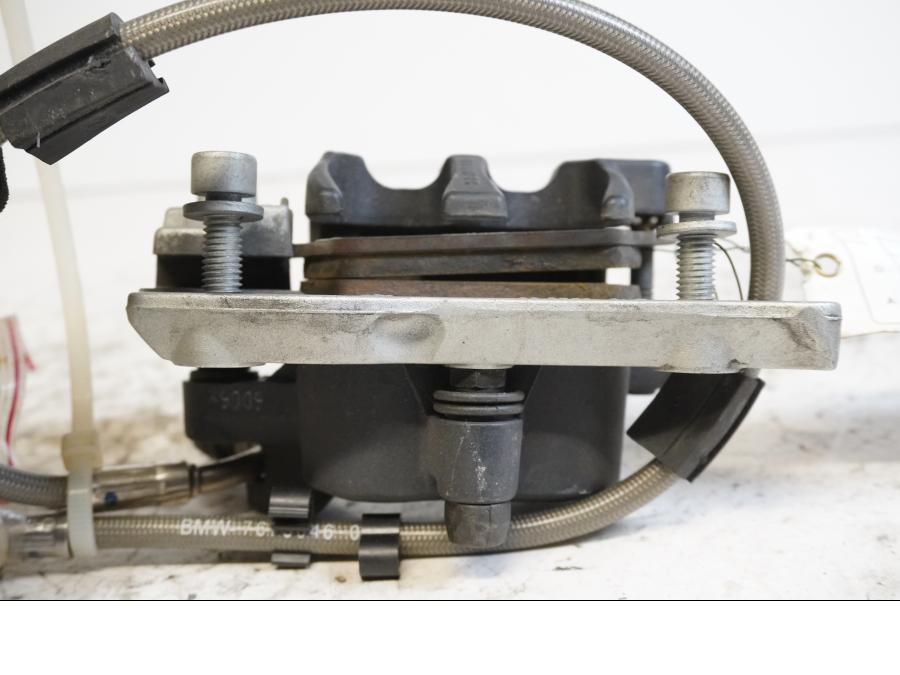 Höger sida på Bromsok från en BMW R 1200 RT -2006 motorcykel.