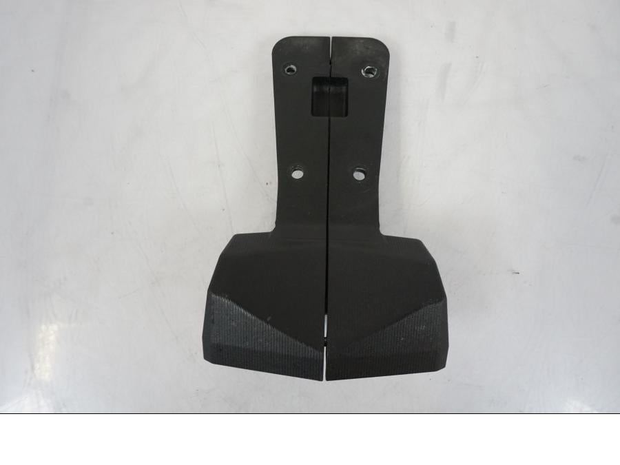 Vänster sida på Skylthållare från en KTM 790 Duke -2019 motorcykel.