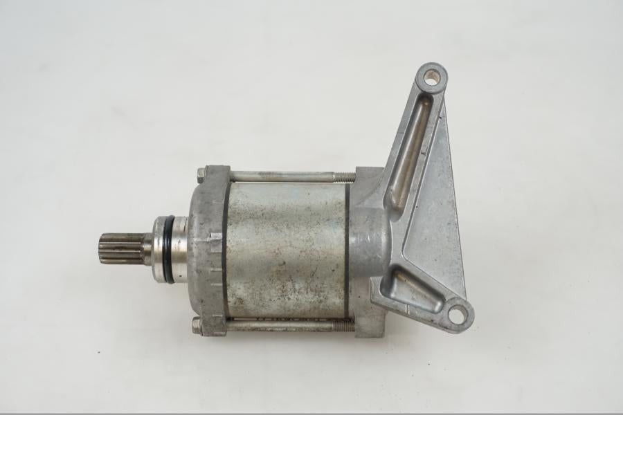 Höger sida på Startmotor från en Yamaha XT 1200 Z -2011 motorcykel.