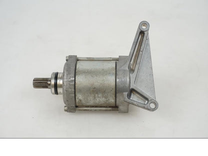 Höger sida på Startmotor från en Yamaha XT 1200 Z -2011 motorcykel.