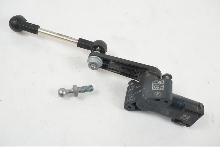 Framsidan på Nivåsensor från en BMW R 1250 GS -2021 motorcykel.