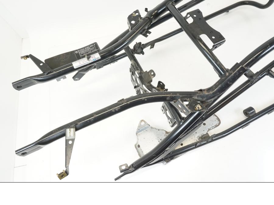 Snett nerifrån på Bakram från en BMW K 1200 LT -2004 motorcykel.