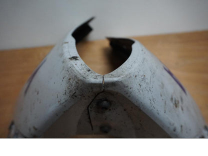 Vänster sida på Magkåpa från en Yamaha YZF 1000 R1 -2010 motorcykel.