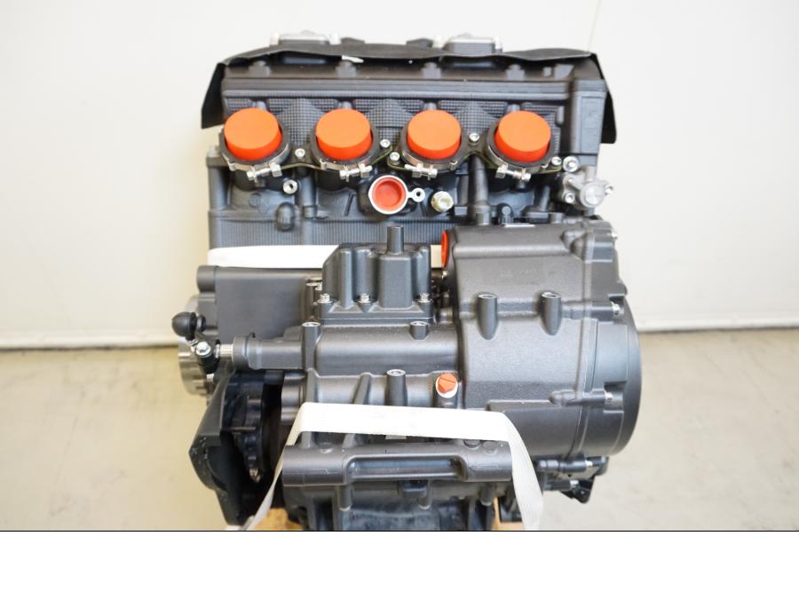 Extrabild1 på Motor från en Yamaha MT-10 -2022 motorcykel.