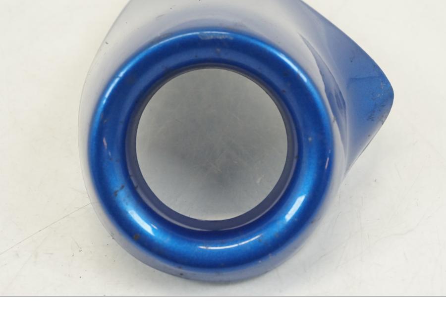 Höger sida på Luftintag från en Triumph TT 600 -2002 motorcykel.