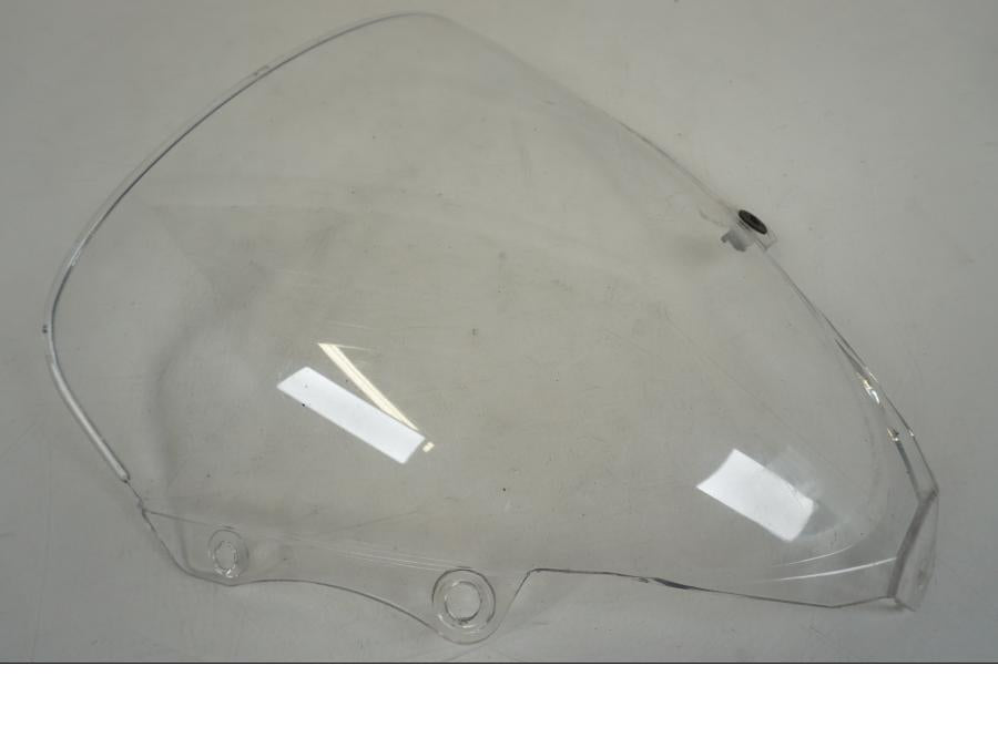 Framsidan på Vindruta från en Honda CBR 125 R -2006 motorcykel.