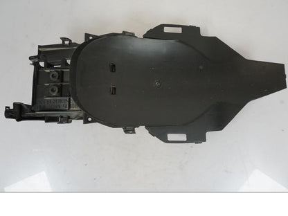 Extrabild2 på Undertail från en Honda VFR 1200 -2010 motorcykel.