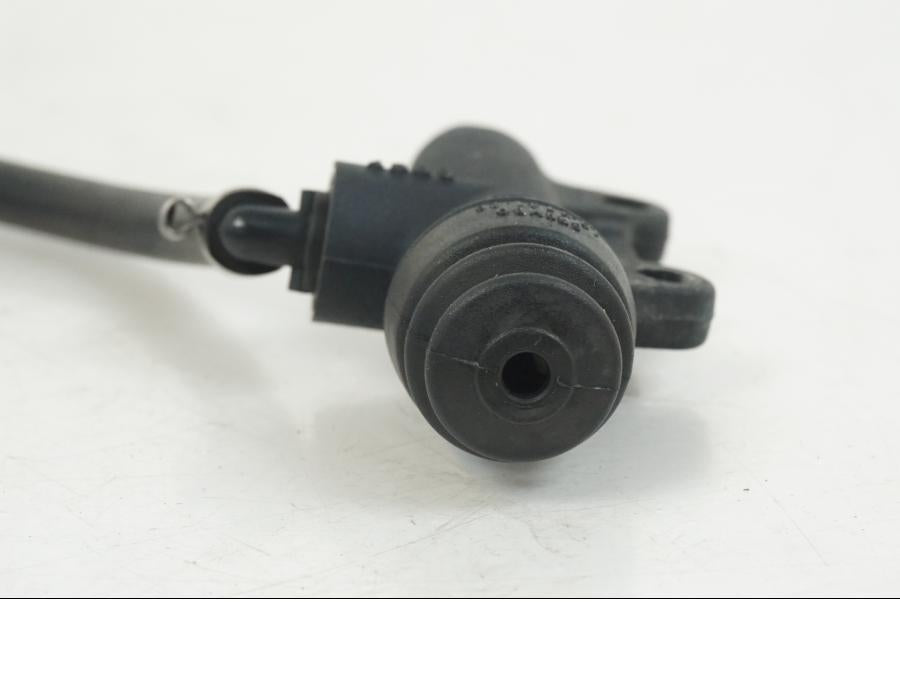 Extrabild1 på Bromshuvudcylinder från en BMW F 650 CS -2002 motorcykel.