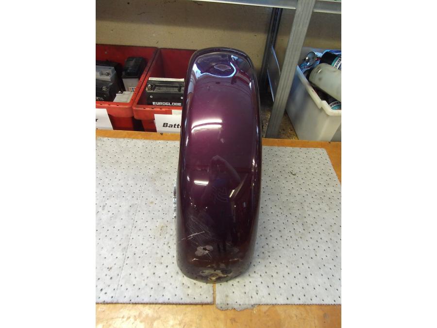 Vänster sida på Framskärm från en H-D Touring Road King FLHR/I -1997 motorcykel.