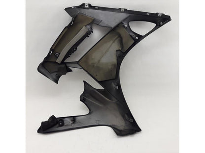 Vänster sida på Sidkåpa från en Yamaha FJR 1300 -2010 motorcykel.