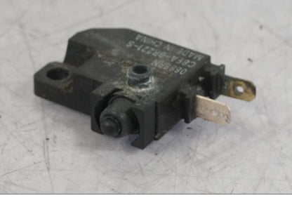 Höger sida på Bromsljuskontakt från en Yamaha MT-09 SP -2018 motorcykel.