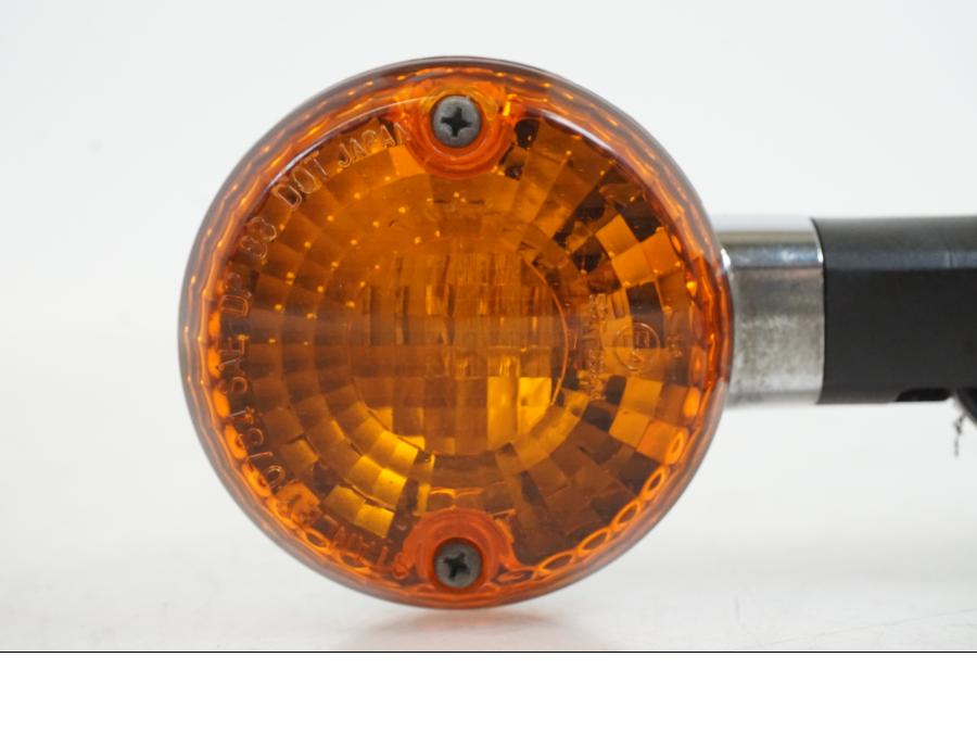 Höger sida på Blinkers från en Kawasaki VN 800 -2000 motorcykel.