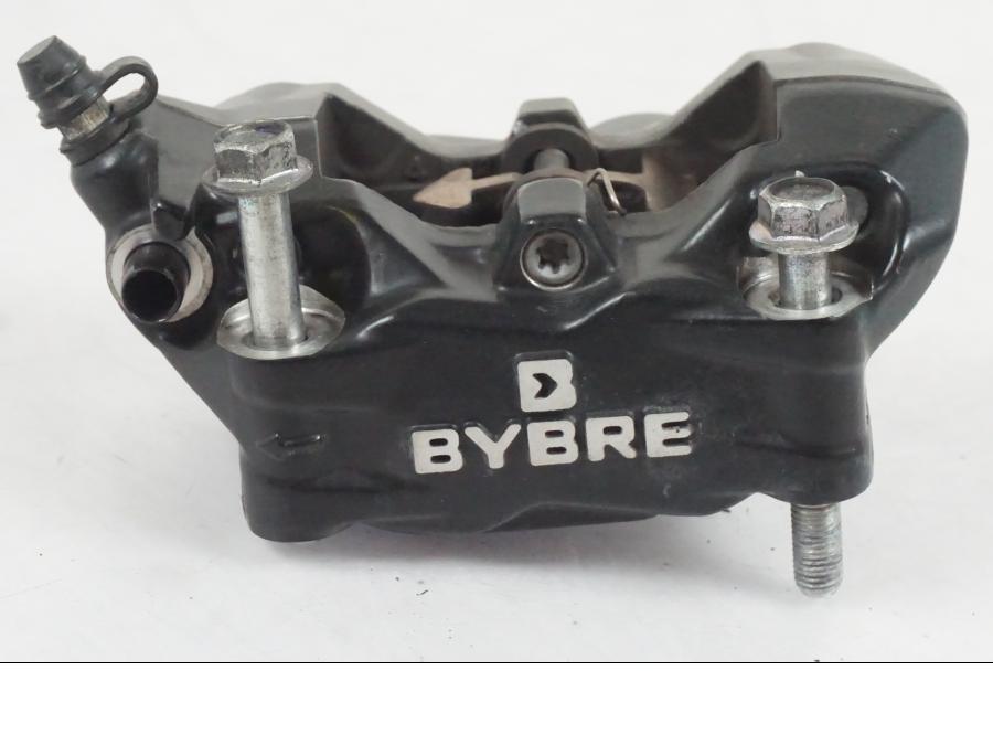 Framsidan på Bromsok från en KTM 390 Adventure -2021 motorcykel.