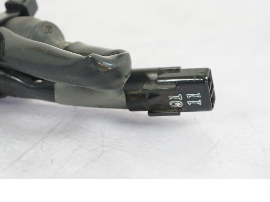 Höger sida på Bromsljuskontakt från en Kawasaki Z 900 -2019 motorcykel.