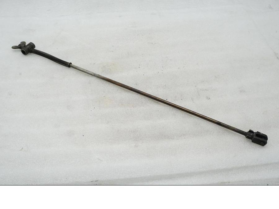 Framsidan på Bromslänkage från en BMW R 90 -1975 motorcykel.