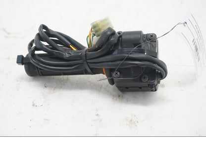 Baksidan på Styrelreglage från en KTM 690 SMCR -2016 motorcykel.