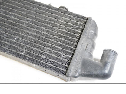 Baksidan på Vattenkyl från en BMW K 1200 LT -2004 motorcykel.