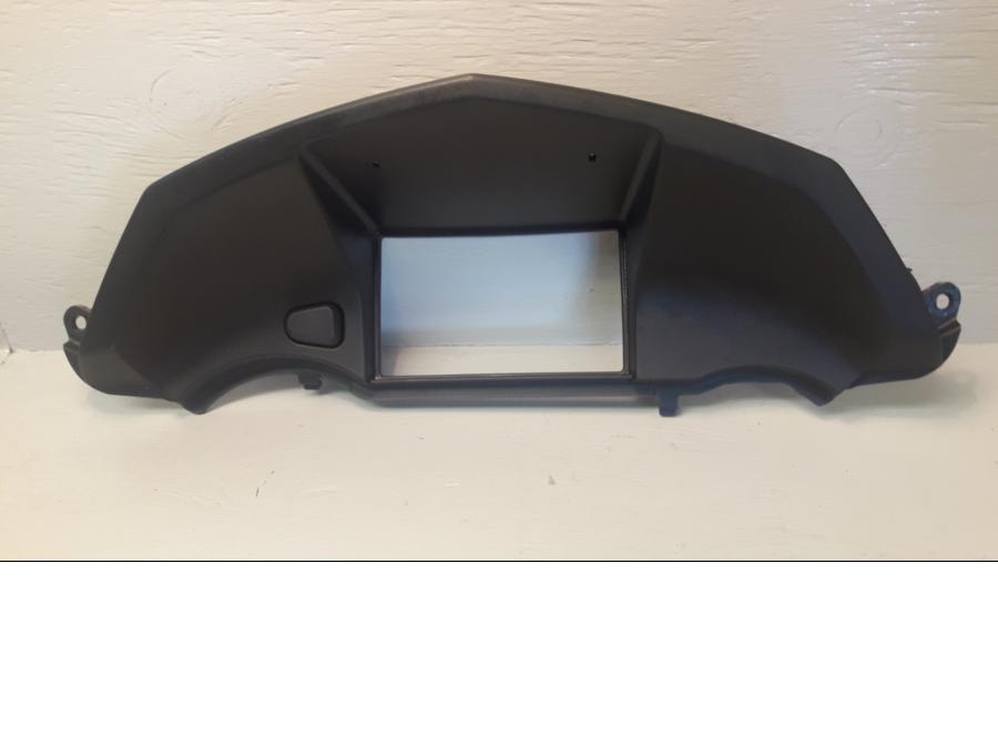 Framsidan på Instrumentkåpa från en BMW K 1600 -2019 motorcykel.