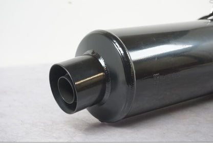 Baksidan på Ljuddämpare från en Kawasaki ZX-6R -1997 motorcykel.