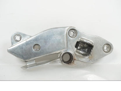 Framsidan på Fotpinnefäste från en Yamaha XJ 900 S -1997 motorcykel.