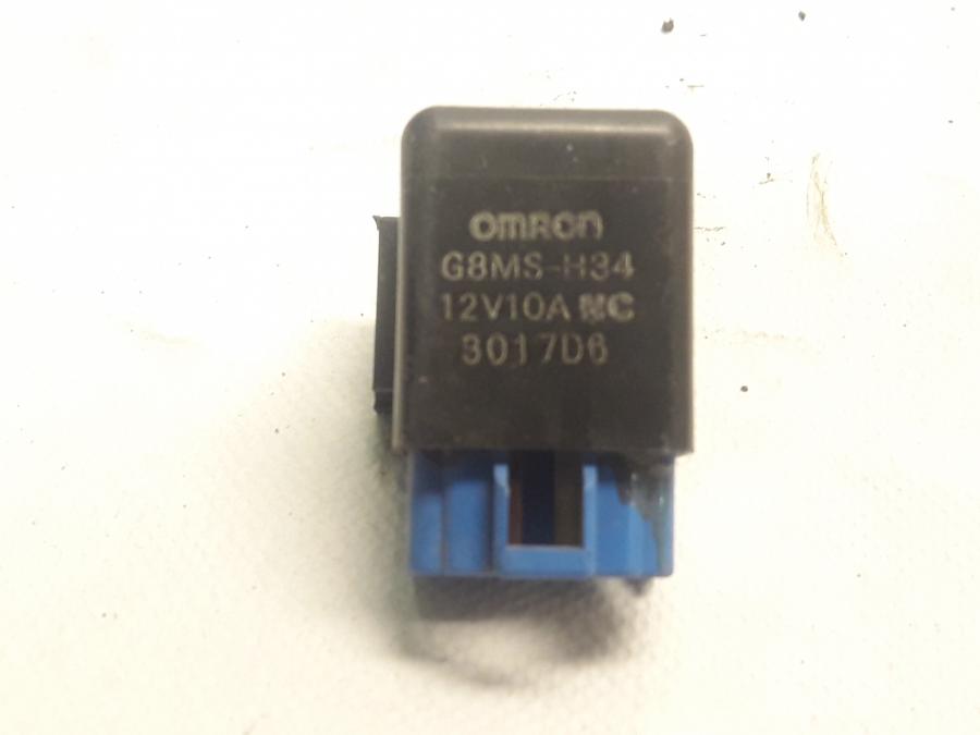 Framsidan på Relä från en Honda CBR 600 -1997 motorcykel.