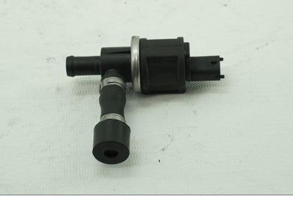 Baksidan på Luftventil från en KTM 950 SM -2006 motorcykel.