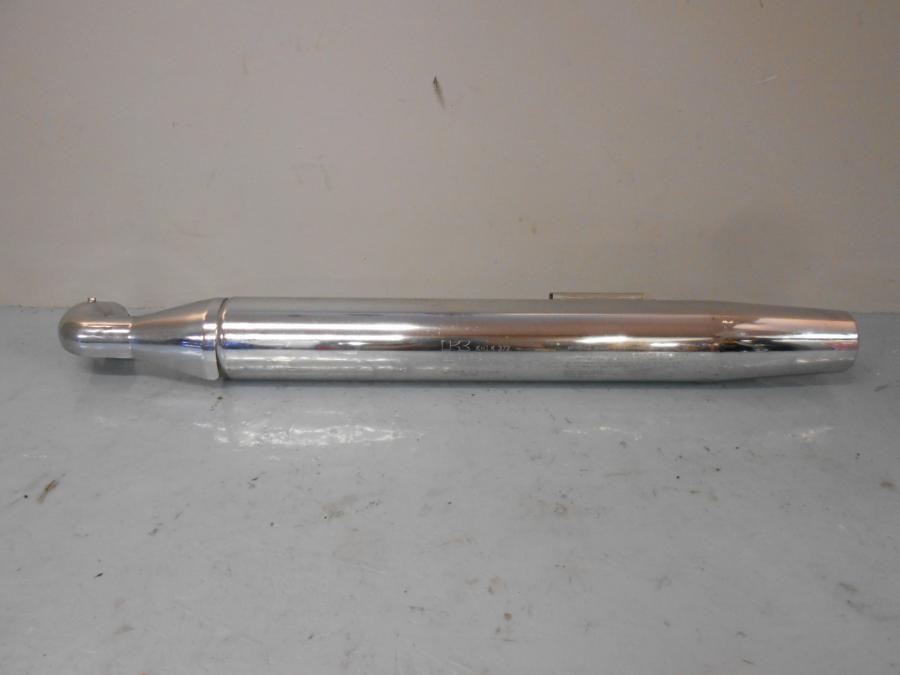 Framsidan på Ljuddämpare från en Kawasaki VN 1500 Classic Tourer -2002 motorcykel.