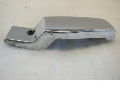 Baksidan på Ramplast från en Suzuki VL 800 -2004 motorcykel.