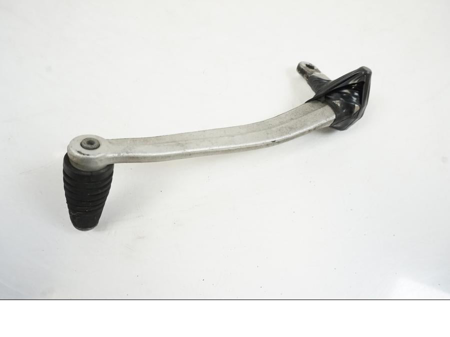 Baksidan på Växelpedal från en Yamaha BT 1100 -2003 motorcykel.