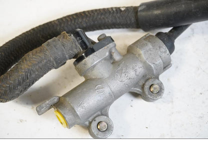 Snett uppifrån på Bromshuvudcylinder från en Honda ST 1100 -1998 motorcykel.