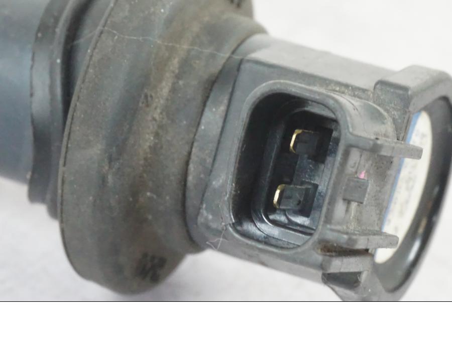 Höger sida på Tändspole från en Suzuki GSX-R 750 -2007 motorcykel.