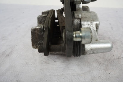 Snett nerifrån på Bromsok från en Kawasaki VN 1500 -2003 motorcykel.