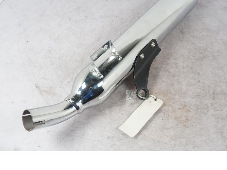 Baksidan på Ljuddämpare från en Triumph Bonneville -2001 motorcykel.