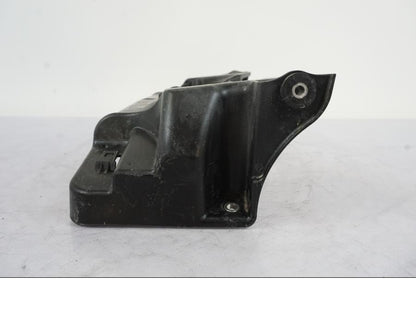 Extrabild2 på Vattenkylfläktfäste från en Honda VFR 1200 -2010 motorcykel.