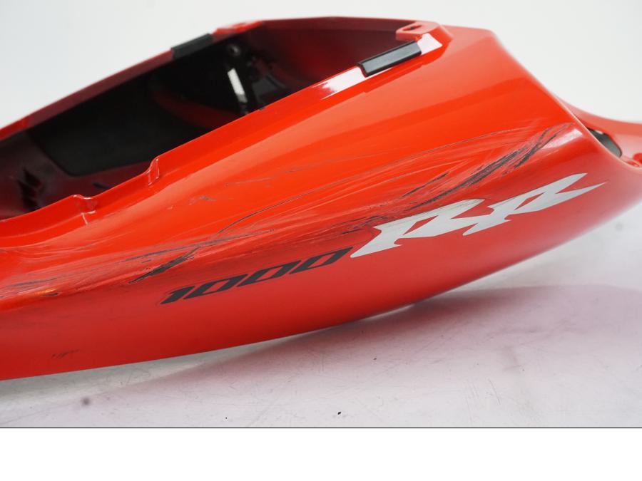 Höger sida på Bakvinge från en Honda CBR 1000 RR -2007 motorcykel.
