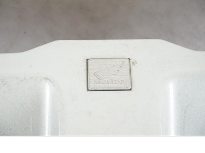 Baksidan på Instrumentkåpa från en Honda CBR 1000 F -1989 motorcykel.