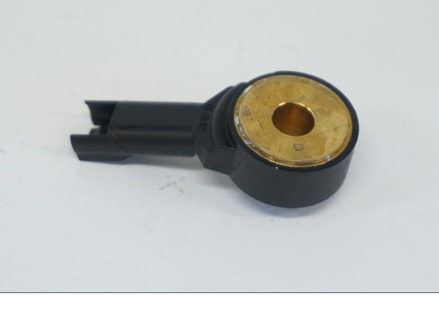 Höger sida på Ping sensor från en BMW R 1250 GS -2022 motorcykel.