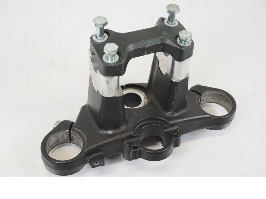 Höger sida på Gaffelkrona från en Honda NT 700 -2008 motorcykel.