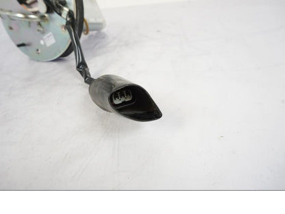 Höger sida på Bensinpump insprut från en Honda CRF 1000 Africa Twin -2016 motorcykel.