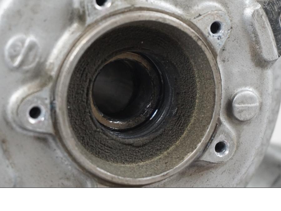 Extrabild2 på Fälg från en Triumph Tiger -2009 motorcykel.