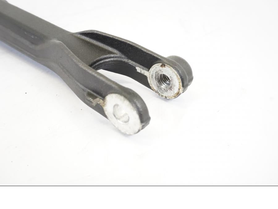 Vänster sida på Svinglänkage från en BMW R 1250 GS -2019 motorcykel.