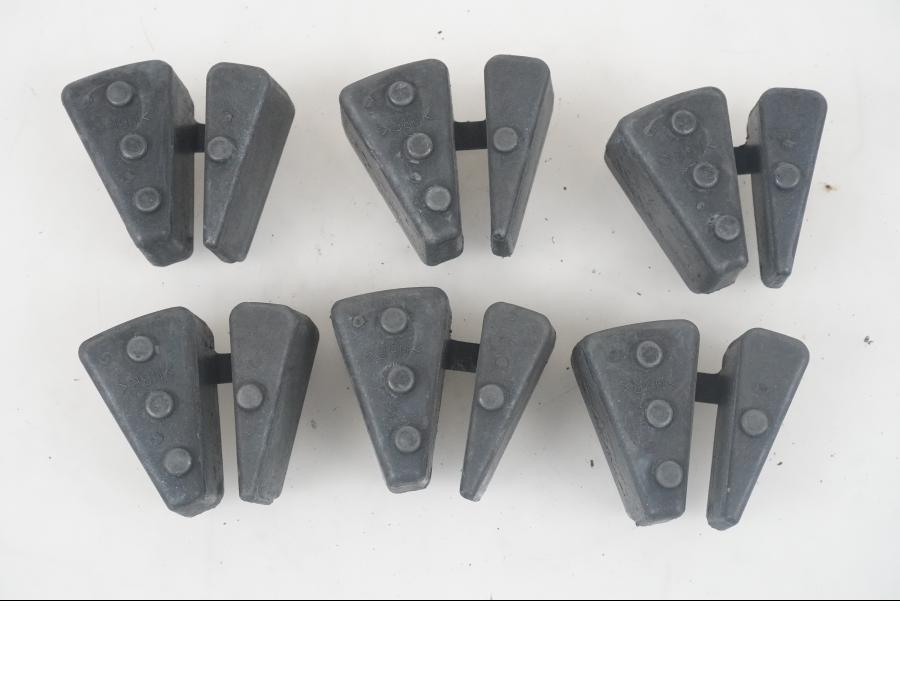 Baksidan på Ryckutjämnare från en Yamaha XVS 1300 -2008 motorcykel.