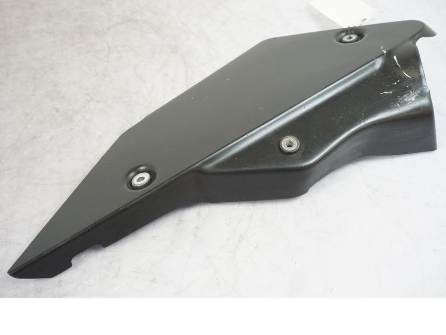 Snett uppifrån på Värmeskydd från en Kawasaki ZX-10R -2008 motorcykel.