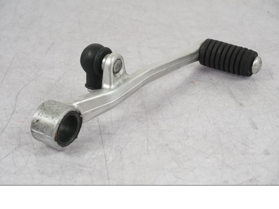 Framsidan på Växelpedal från en Yamaha MT-09 SP -2018 motorcykel.