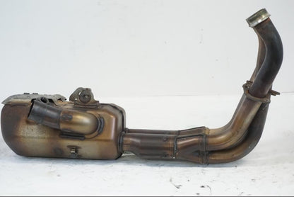 Framsidan på Grenrör från en Yamaha YZF R6 -2006 motorcykel.