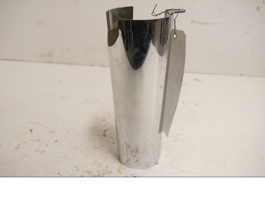 Framsidan på Gaffelbendekor från en Kawasaki VN 1500 -1999 motorcykel.