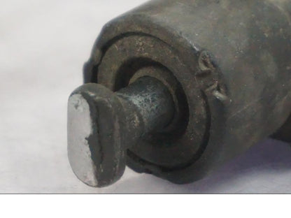 Höger sida på Sidostödsbrytare från en Triumph Tiger -2009 motorcykel.